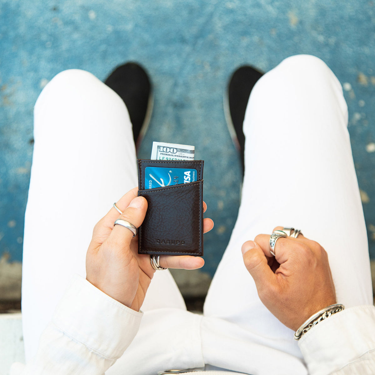 Minimalist Wallet with RFID protection - Brown