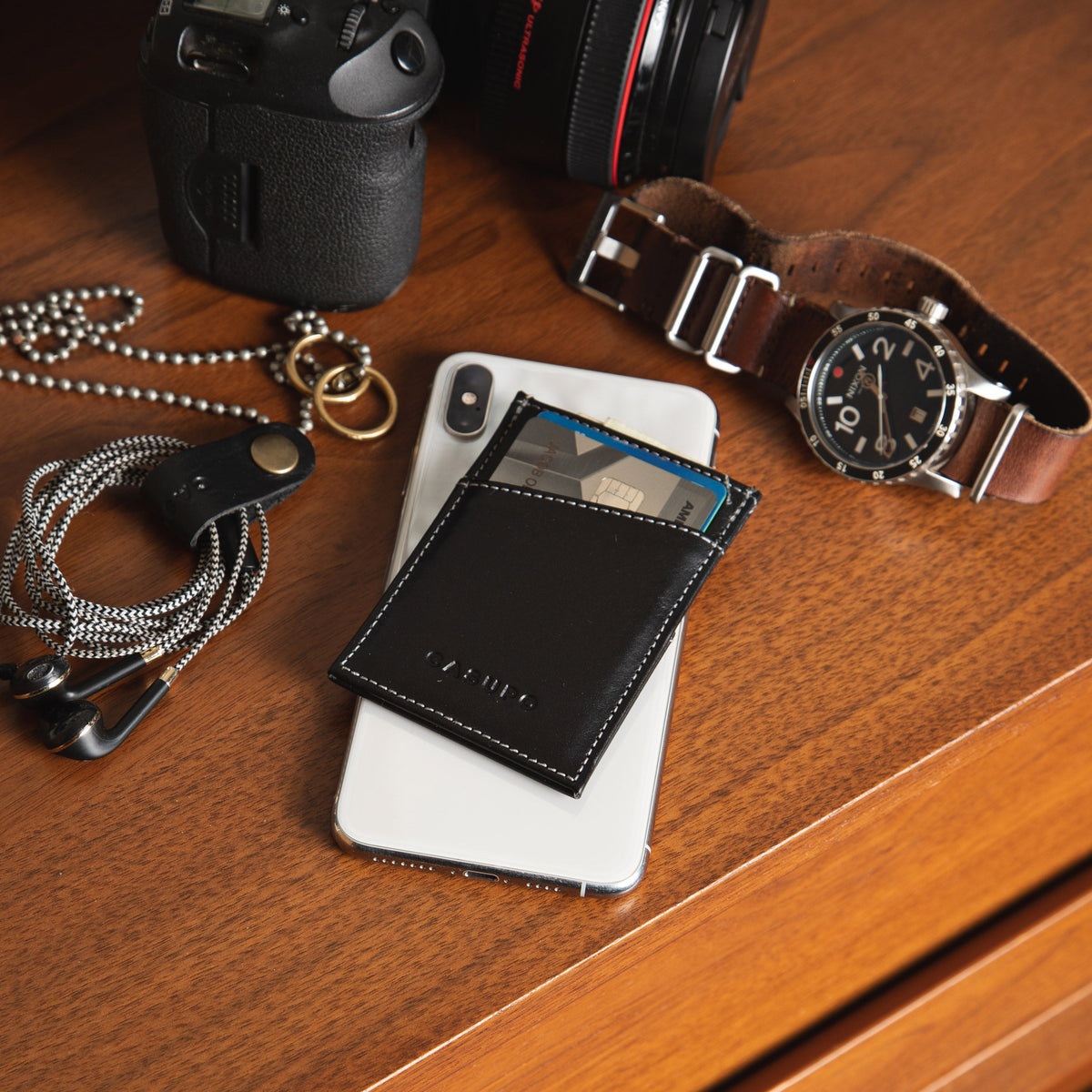 Minimalist Wallet with RFID protection - Brown